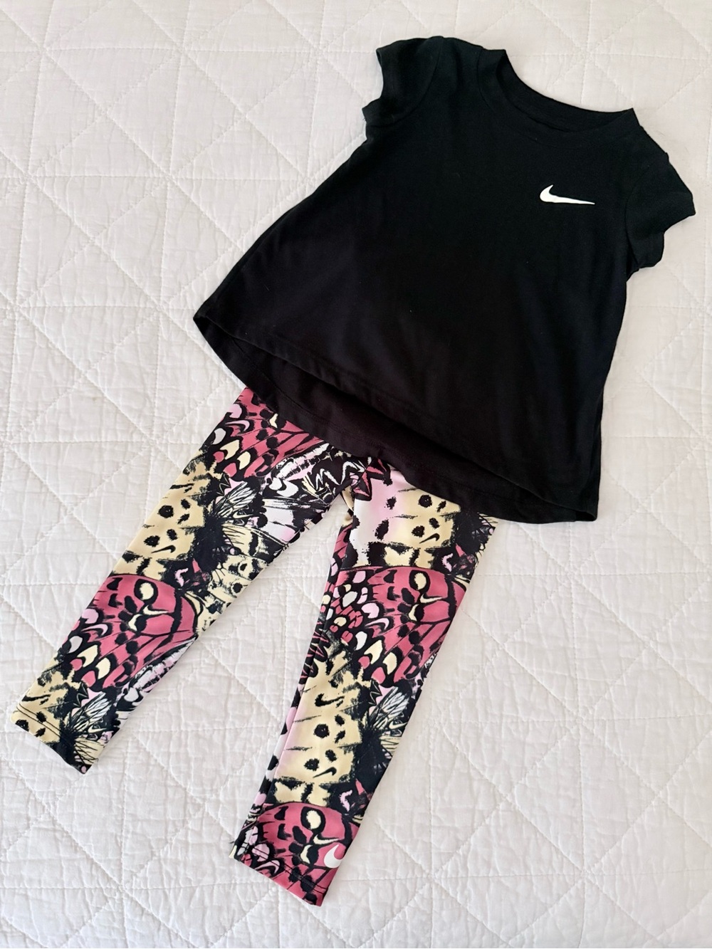3T Nike Kids Black Tee with Butterfly Print Leggings